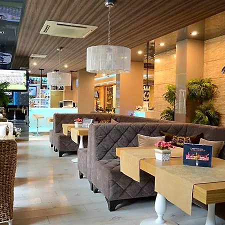 מלון דירות Harmony 2&3 3*